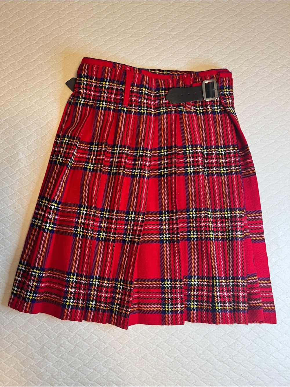 Classic Red Tartan Pleated Kilt with adjustable Black Belt, size 30